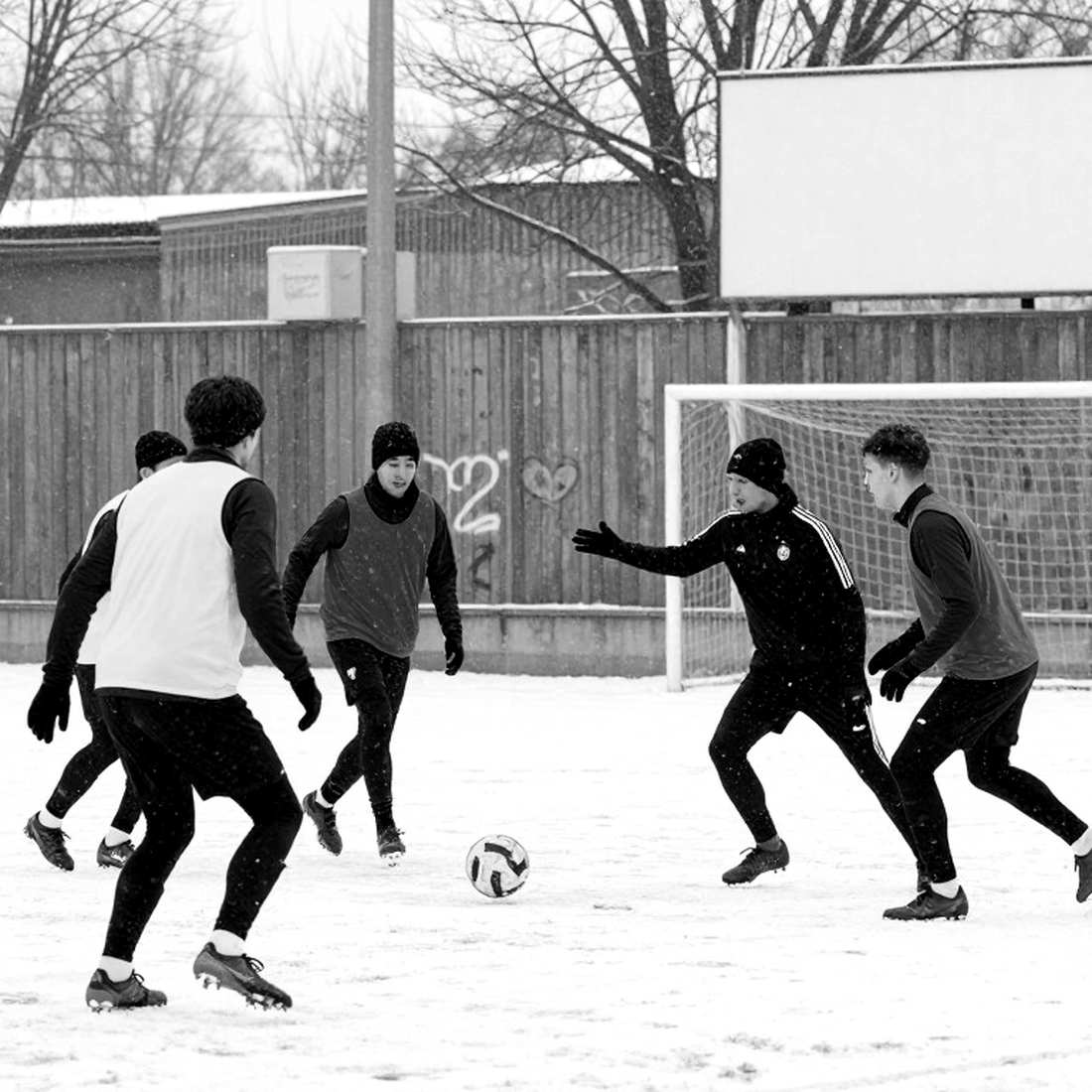 Khi dữ liệu bóng đá bị gán sai: Bài học từ một bài báo IMF giữa lòng V.League