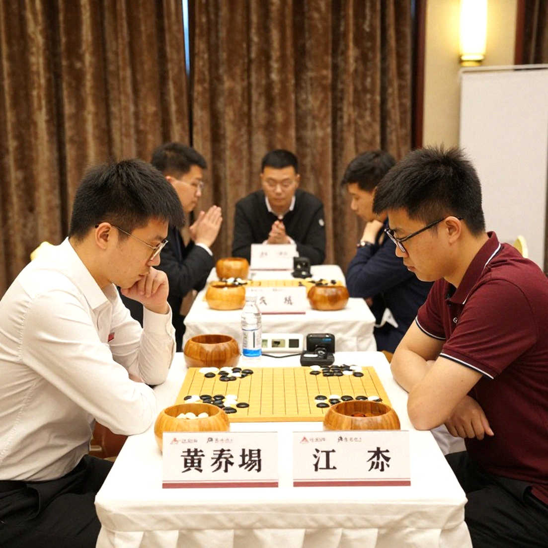 Salesforce, ChessBase và một tiêu đề đi lạc: Khi thân bài không còn thuộc về chính nó