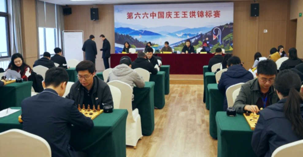Carlsen trở lại, Ấn Độ chia bè và cú ngã ngủ của thế hệ vàng Gukesh–Praggnanandhaa Carlsen trở lại, Ấn Độ chia bè và cú ngã ngủ của thế hệ vàng Gukesh–Praggnanandhaa