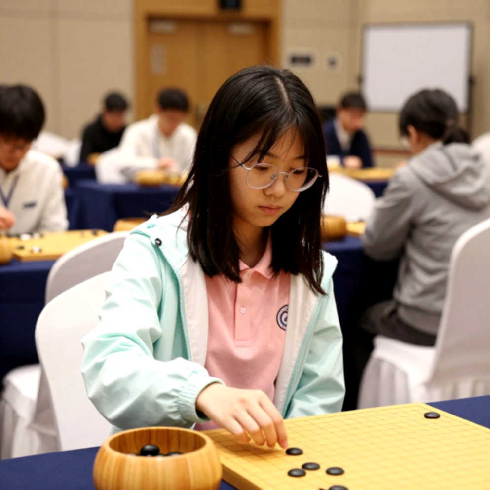 ChessBase bổ sung Kostya Kavutskiy vào đội ngũ FritzTrainer: hai khóa học mới và cuộc cạnh tranh tác giả trong làng cờ