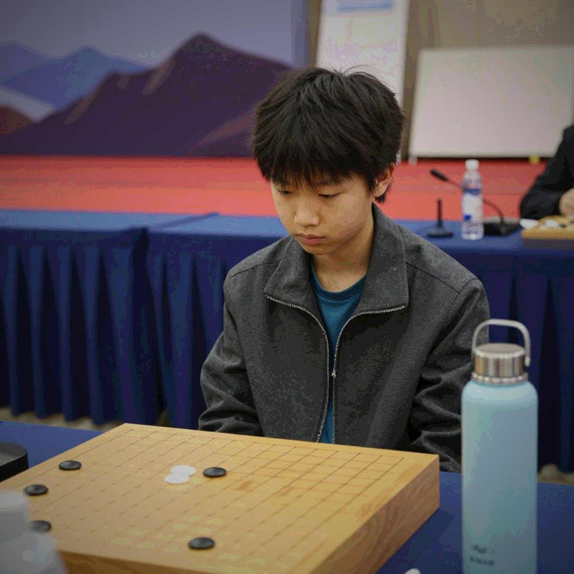 Khai cuộc Scotch: Từ 'vô hại' đến vũ khí của Kasparov và cách hóa giải cho Đen