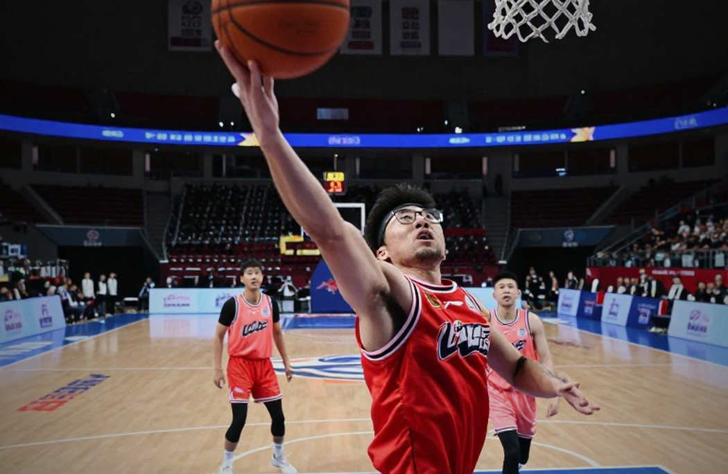 Amen Thompson and the $208 Million Deal: Houston Rockets' Rough Diamond